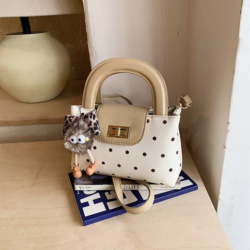 

Mom' Bag Famous Designer Women's Crossbody Bag: Elegant Leather Messenger Bag In Classic Luxury Brand Fashion