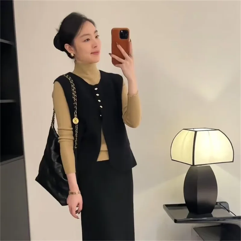 Female Crochet Waistcoat Clothes Red Lady Sweaters Vest Tops Korean Fashion O Neck Knit Vests For Women All Matched Outerwears