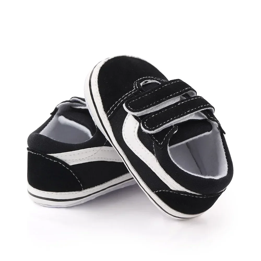 Chaussures classiques noires pour bébés garçons, chaussures de sol antidérapantes, chaussures de marche pour tout-petits, baskets décontractées en toile à semelle souple, taille 0-18M