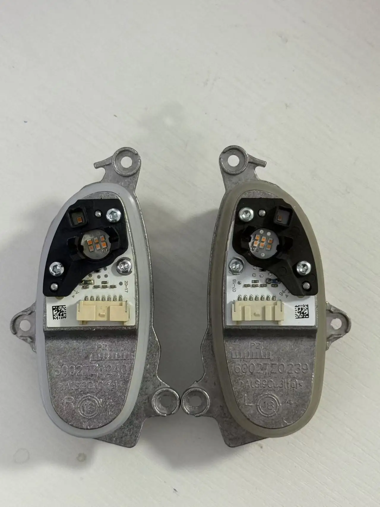 For BMW X3 G01 F97 X4 G02 DRL module Turn signal module  2017-2020 USA Version 63117466111 63117466112