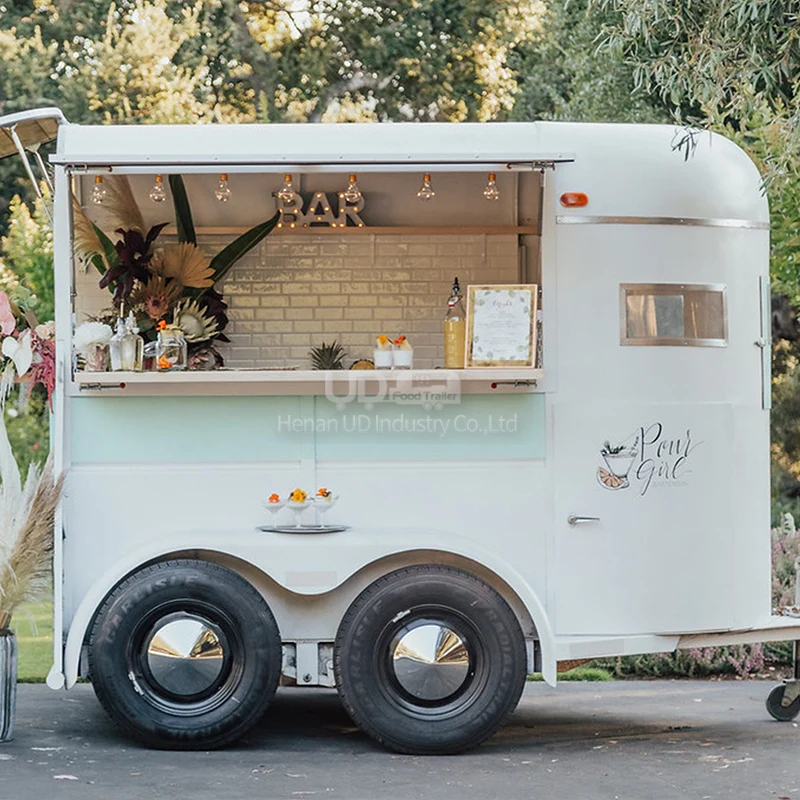 새로운 디자인 여행 모바일 주방 침대 작은 트레일러 픽업 캠핑 트럭