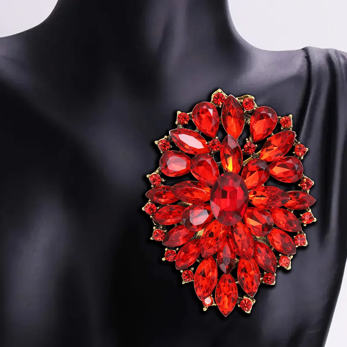 Beaut&Berry Rhinestone Flower Brooches for Women 7-color Sweater Jacket Office Party Casual Accessories Gifts