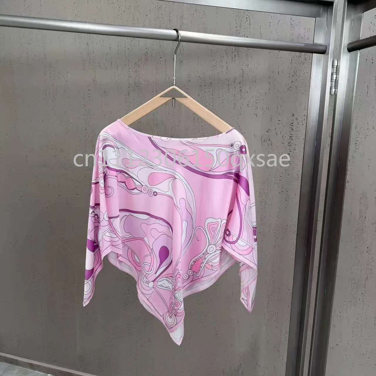 Classic Design Women's Pink Shorts Sets with Designer Signature Letter Logo Luxury Brand Women's Loose Cloaks Tops Sets