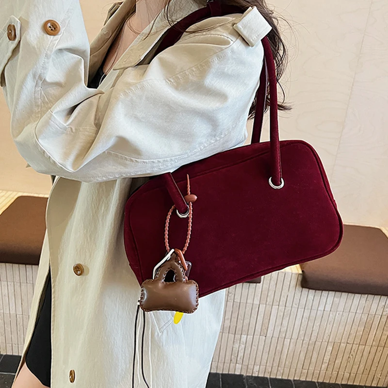 

Korean Suede Underarm Shoulder Bag,Vintage Women Boston Bowling Tote Bag,2025 Autumn Winter Solid Color Pillow Handbag,Brown