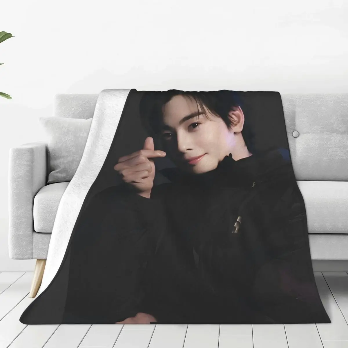 Cha Eun Woo Poster Knitted Blankets KPOP Flannel Throw Blankets Summer Air Conditioning Printed Soft Warm Bedspreads