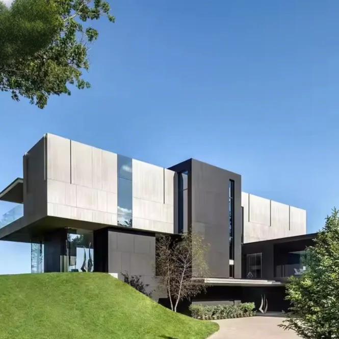 Custom Modern Design Prefab Steel Structure Villas Comfortable House Solution