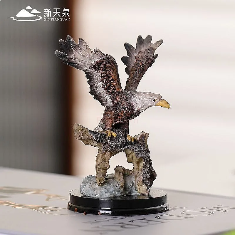 Vintage Realistic Eagle Figurine Desk Decor Office Car Ornament White Headed Hawk Craft Statue