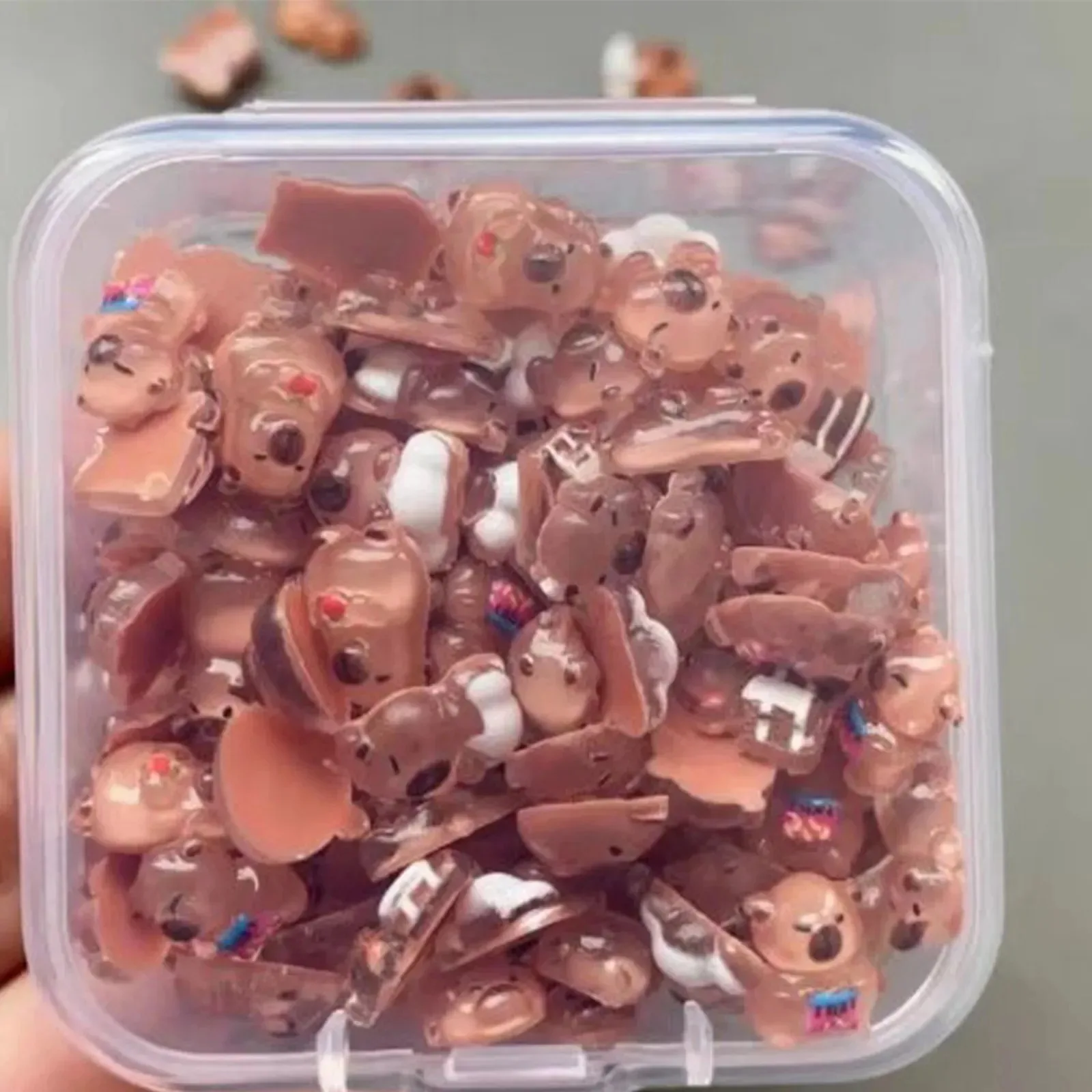 100 Stück Winzige Capybara Mini-Figuren Mini-Tierstatuen DIY Mikro-Landschaft Feengarten Desktop Heim-Deko Ornamente – Detail 3