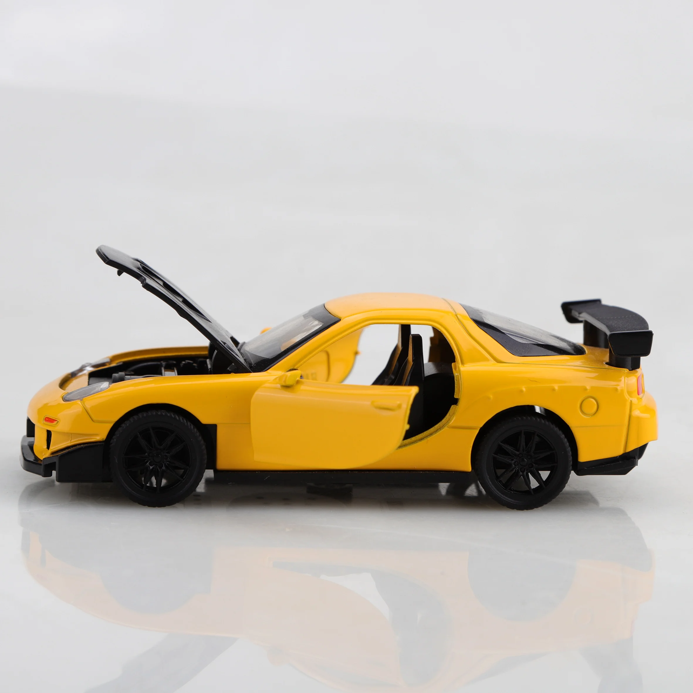 (Corrugated Box) 1/36 Scale, Mazda R FD Style Toy Car, Powerful Spring Function, Metal Casting, Boys' Toy, The Best Gift.
