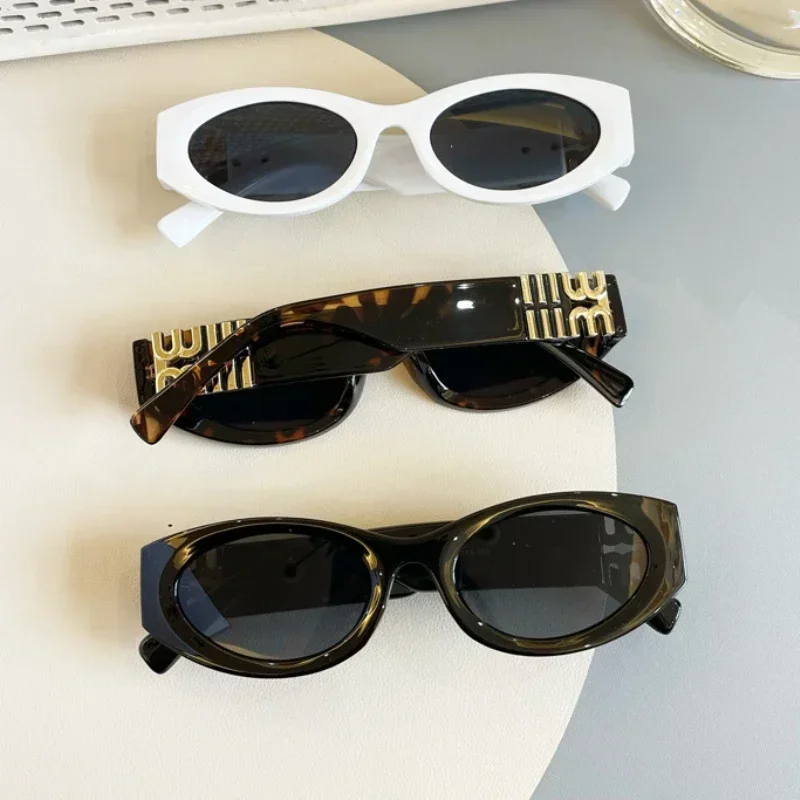 

2024 New Fashion Cat Eye Sunglasses Women Men Brand Design Luxury Small Frame Sun Glasses Ladies Eyewears