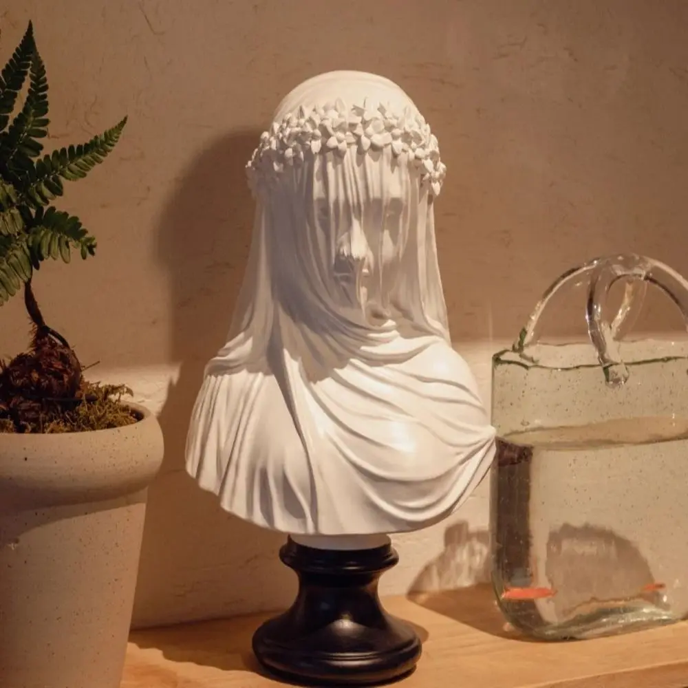 Aesthetic White Veiled Maiden Bust Resin Vintage Maiden Statue Nordic Luxury Figurines Decoration Office