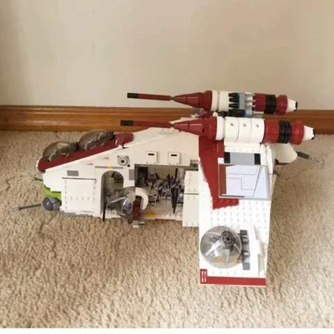 1175 delar Republic Dropship Gunship byggstenar kompatibla 75021 gör-det-själv-leksaker för barn, födelsedagspresent, julklapp 10 best sales bröllopsgodisar - №8