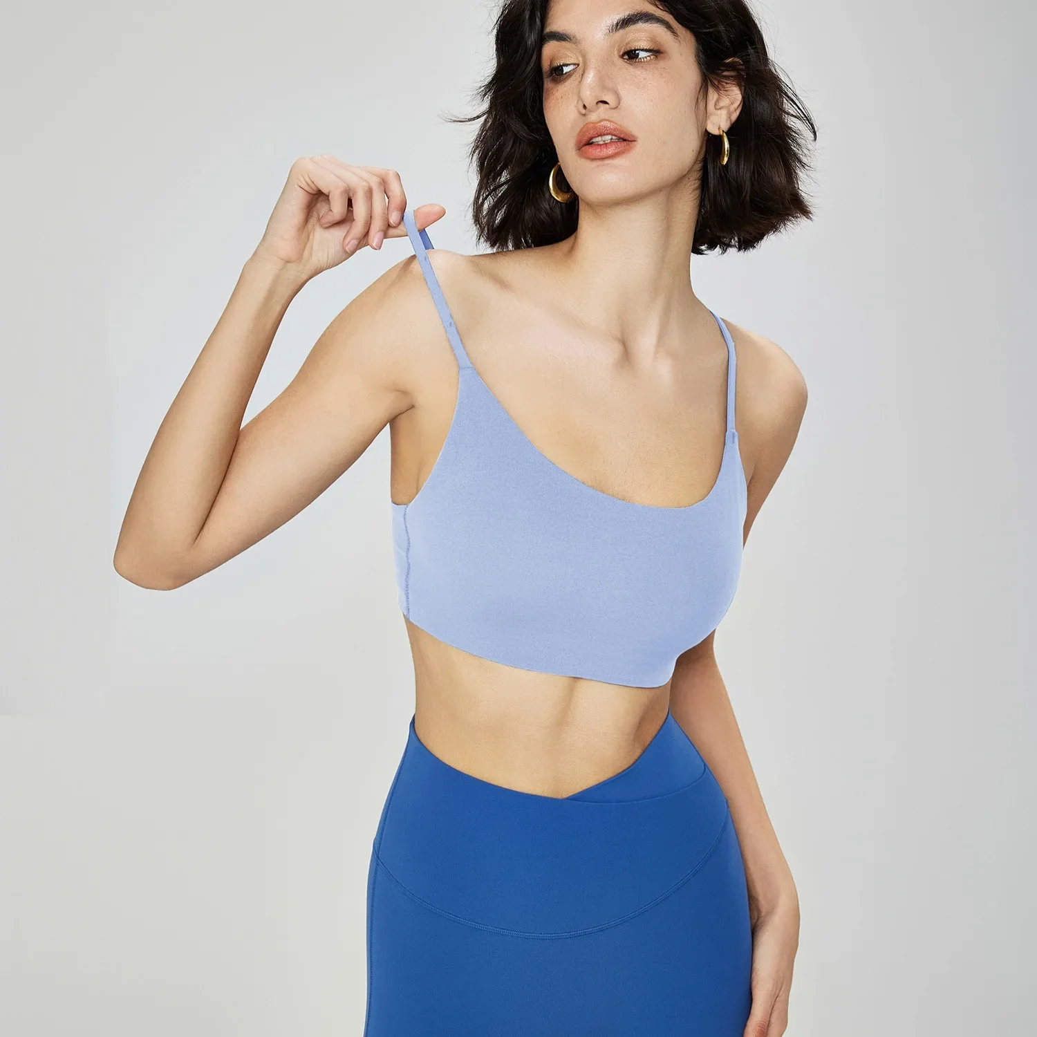 Reggiseno sportivo fitness da donna sportivo tinta unita Tracolla sottile imbracatura Top attillato Allenamento completo Palestra Yoga Intimo pad