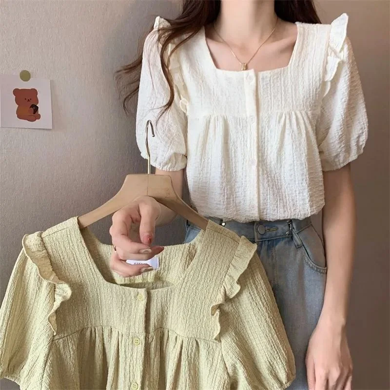 

Новый летний корейский модный топ с кружевной отделкой для похудения, высококачественный топ с квадратным воротником, маленький топ Ele