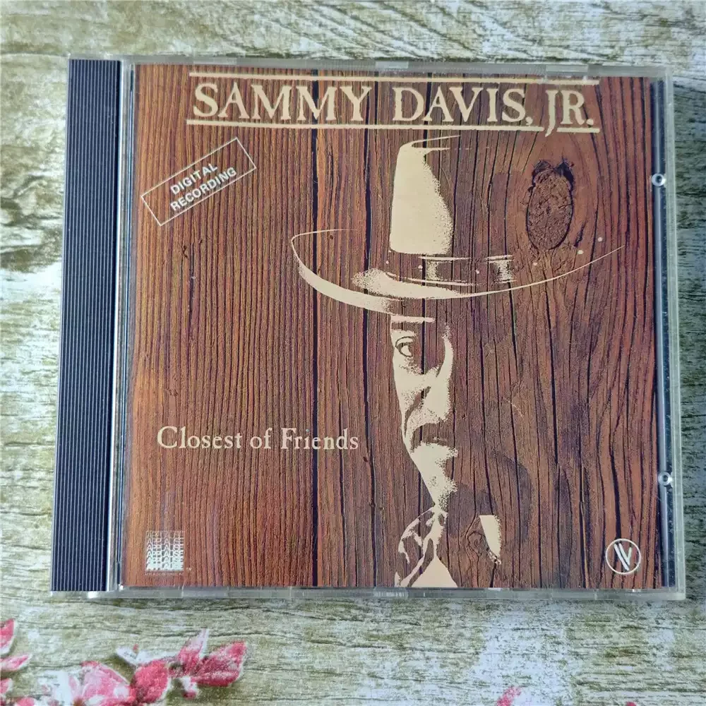 cd-sammy-davis-jr-el-ano-de-lanzamiento-mas-cercano-de-amigos-genero-1982-musica-country-con-estilos-vocales-pop-productor-larry-butler