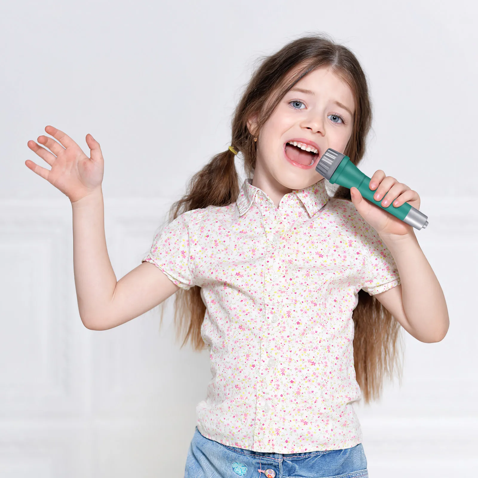 

Набор из 12 детских игрушечных микрофонов для ролевых игр, имитация микрофона для детей, реквизит для фотосессий на Рождество и Хэллоуин