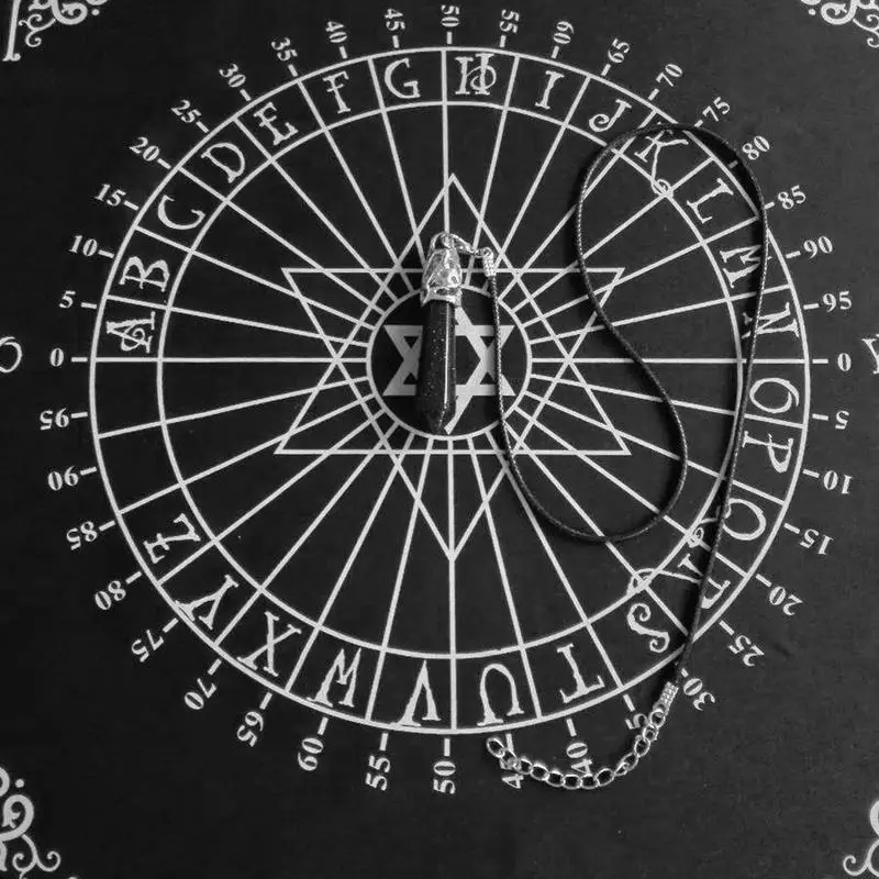 30*30CM Tarot Cloth Altar Cloth Tarot Table Cloth For Reading Black Pendulum Table Spirit Divination Props Pendulum Tool