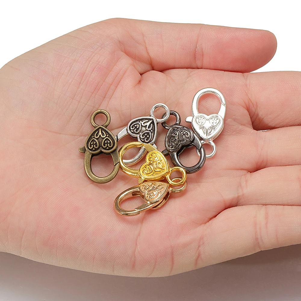 10pcs Metal Heart-Shaped Lobster Clasp Connectors Vintage Engraved Heart Alloy Keychains for DIY Pendant Jewelry Making