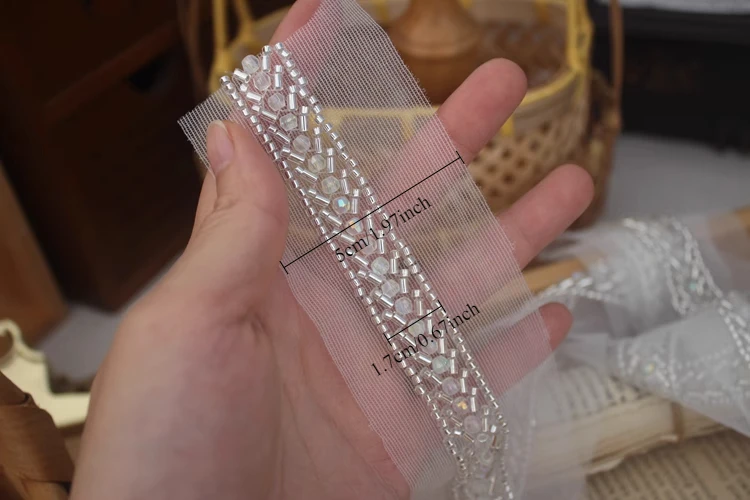 2 Meter. Hochwertiges 3D-Mesh-Band, maschinengewebt, mit Perlen bestickter Kante, Spitzenband, Nagelperlen, Kleidungszubehör RS24652 – Detail 3
