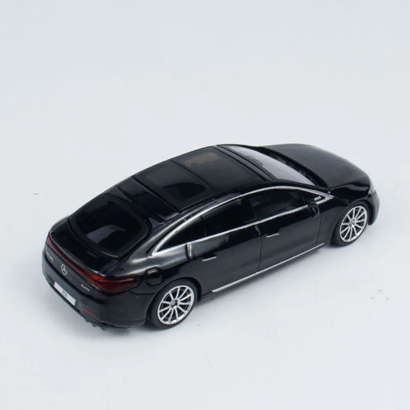 Diecast Original 1:64 Scale EQS 580 4MATIC Alloy Simulation Car Model Collection Decoration Toy Gift Decration Souvenir Display