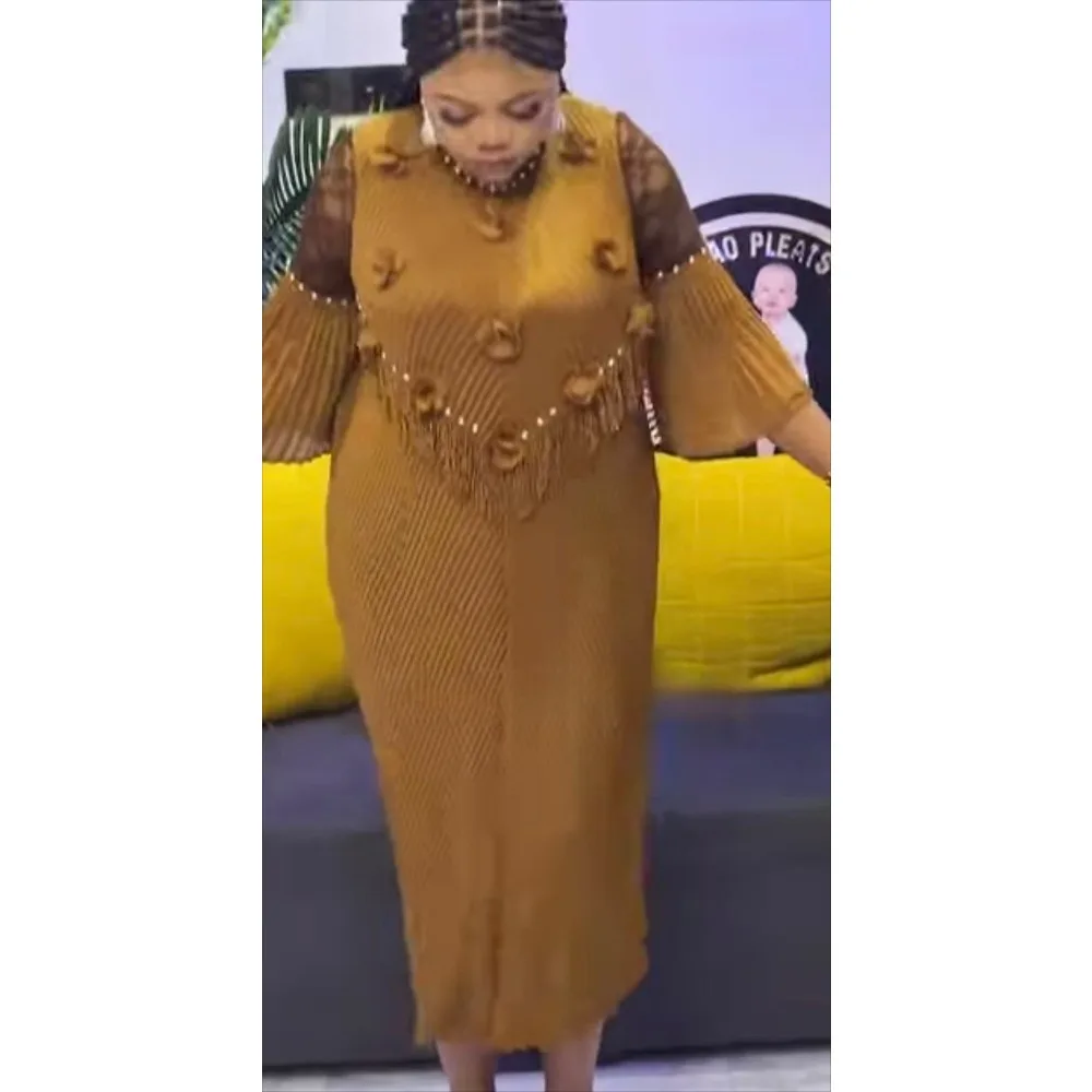 Vestido plisado Miyake para mujer, moda de otoño 2021, industria pesada, vestido empalmado de encaje de flores tridimensionales con incrustaciones de diamantes