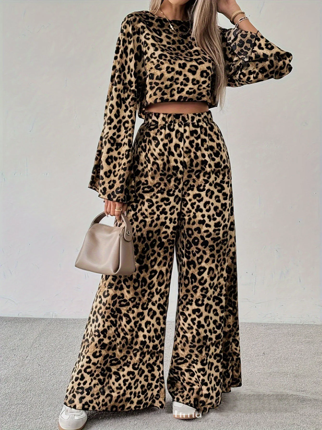 

Casual Leopard Print Two Piece Set Fashion Flared Sleeve O-neck Pullover Short Top High Waist Wide Leg Pants Set For Women