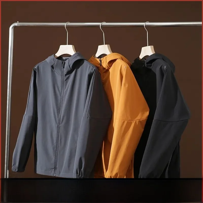 

Высококачественная тренировочная серия, мужская уличная водонепроницаемая дышащая мягкая куртка на подкладке, новое осенне-зимнее снаряжение