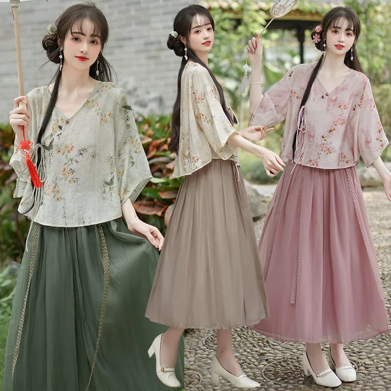 

New Chinese Sle Printed irt Women's V-ne Seven-eighth Sve Top with Belt And Artistic f Skirt for Young Women