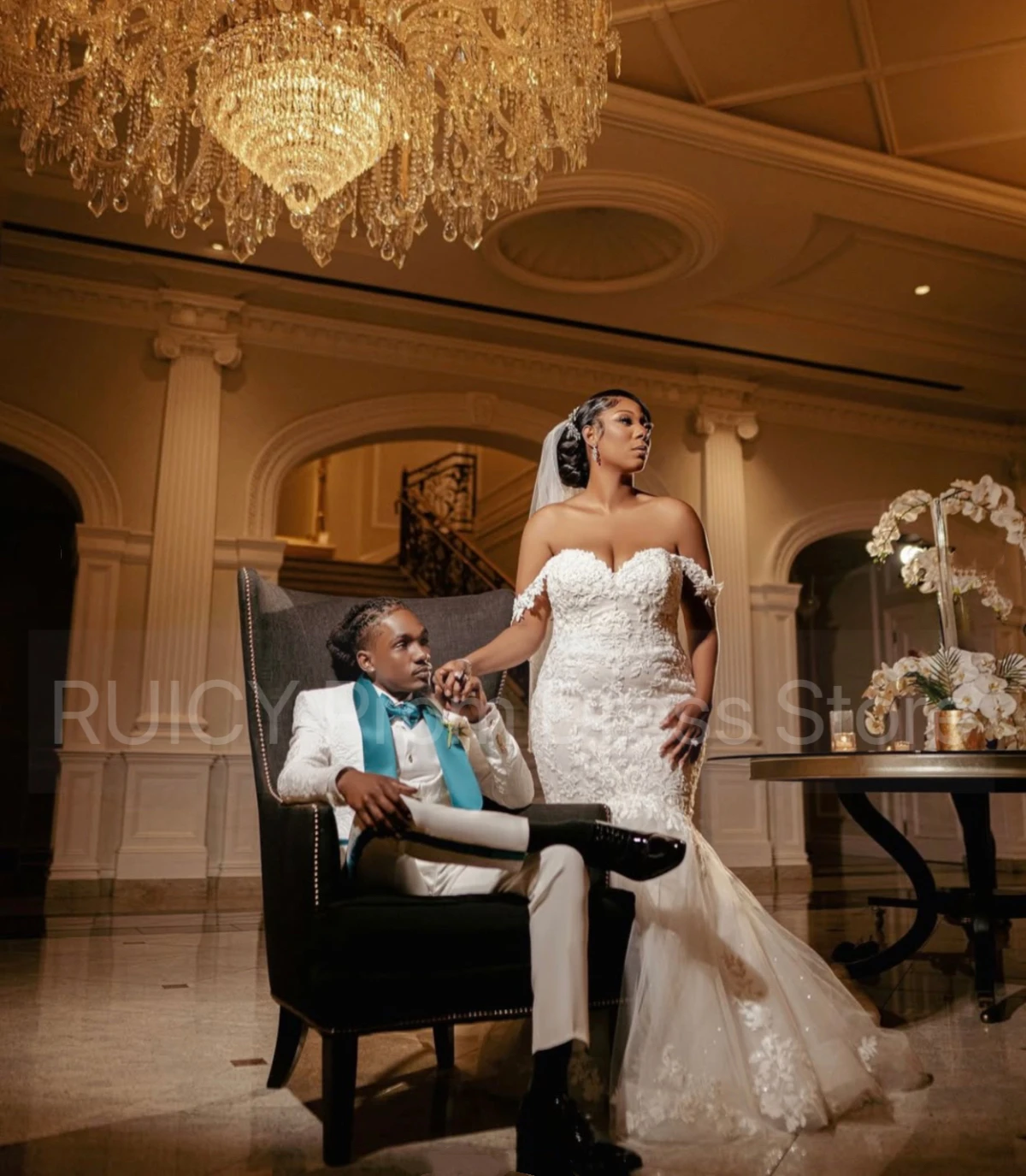 Eleganckie suknie ślubne z odkrytymi ramionami syrenka luksusowe 2025 koronkowa aplikacja cekinowa damska suknia dla panny młodej Vestidos de novia