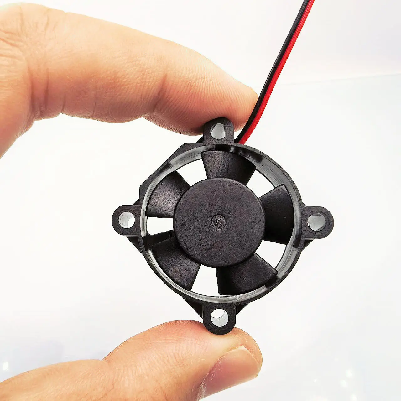 New 3010 double ball bearing 5V 0.14A high rotation 3CM bare wire 5CM line long video recorder cooling fan 30X30X10MM