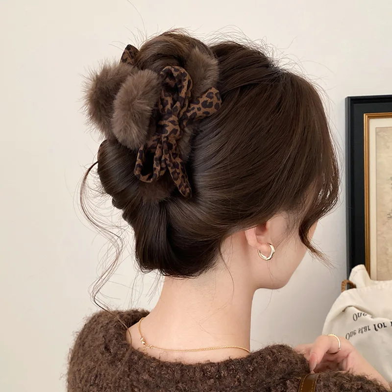 

Leopard Print Bow Plush Shark Hair Claw Clip Winter Fall Versatile for Back Head Bun Premium Quality