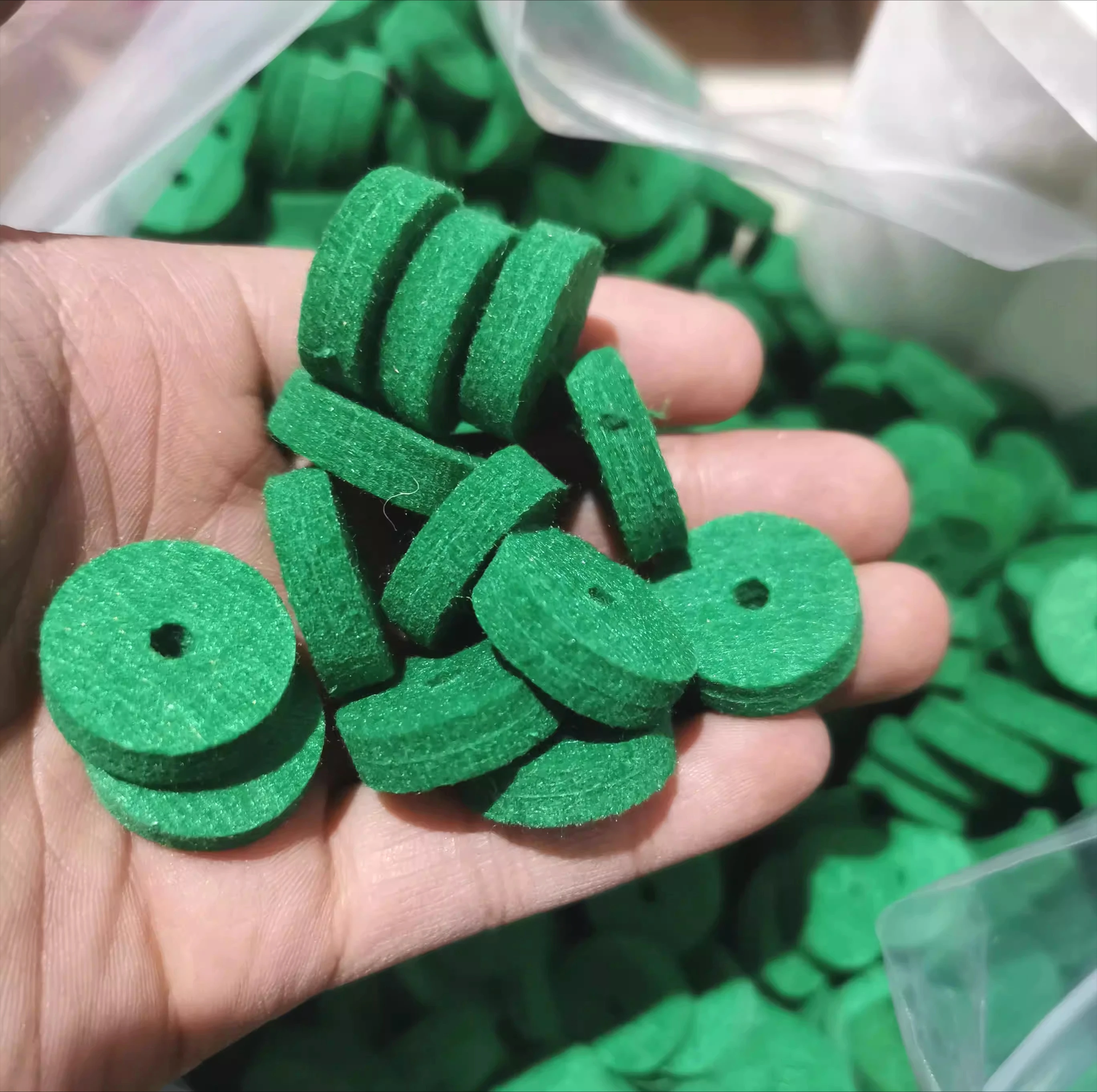 

Piano tuning and maintenance accessories, 90 large felt rings, keyboard felts, a complete set of voicing tools and accessories