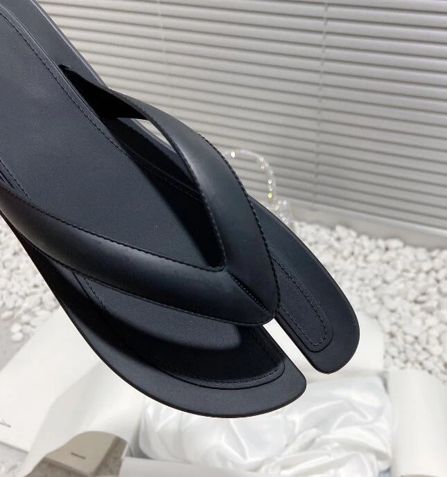 Split Toe Women Flat Slides Summer Cool Casual Fashion Female Holiday Outdoor Leisure Mules Lazy Shoes High Quality New Sapato