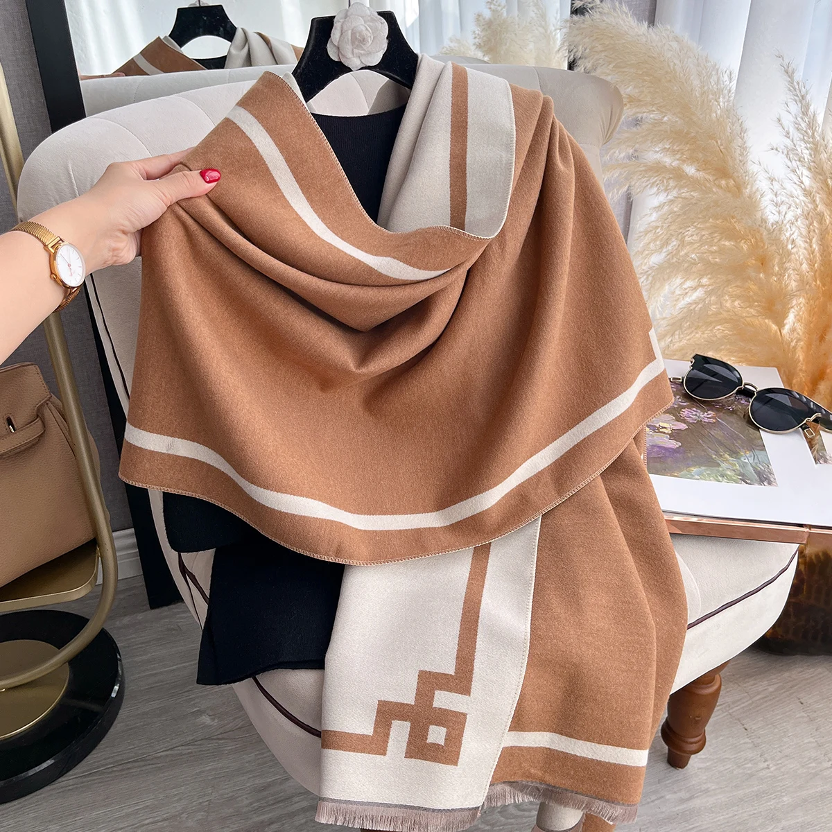 

Women Winter Warm Luxury Imitation Cashmere Scarves Solid color Fashion Shawl Wrap Ladies Blanket Foulard Pashmina Bandana Scraf
