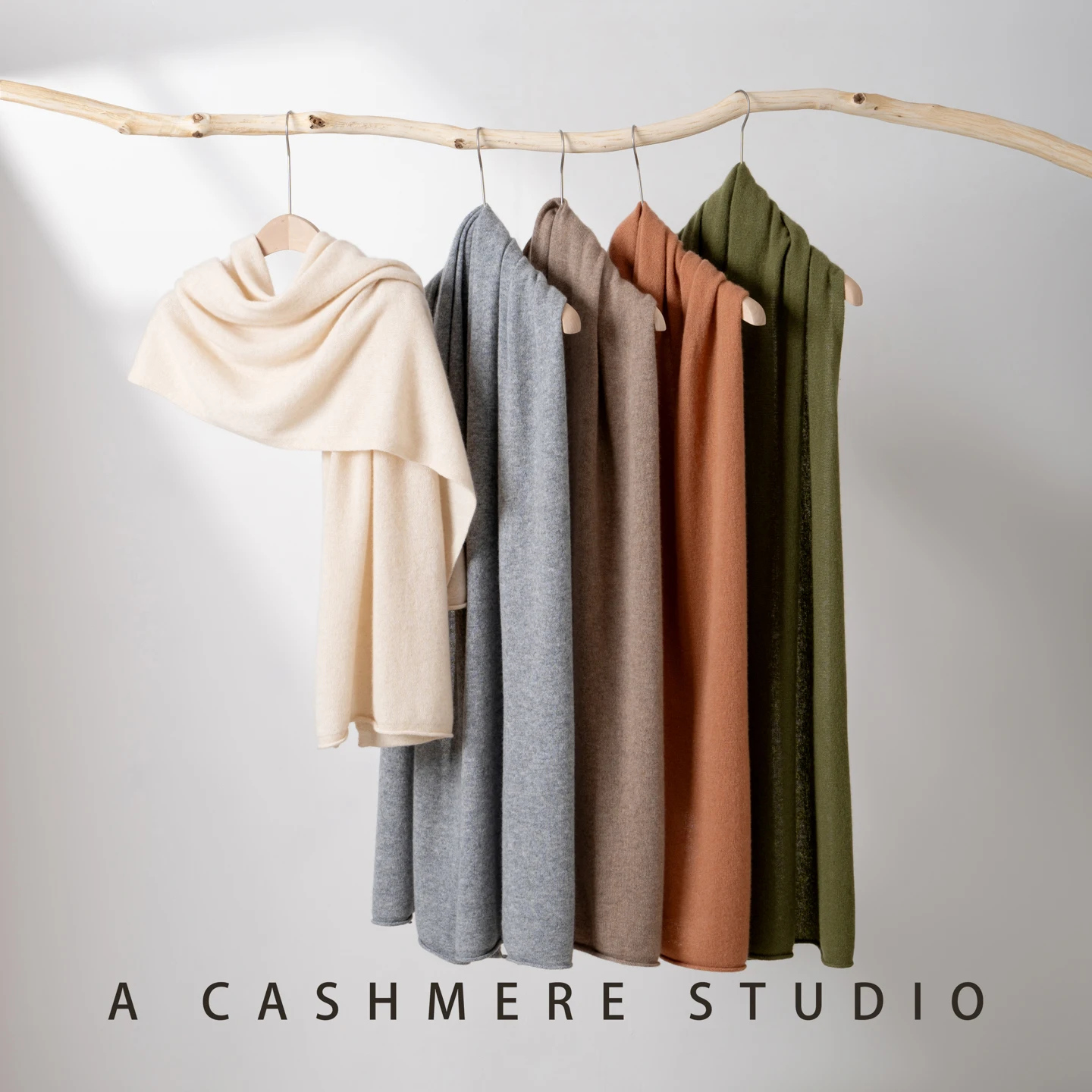 

High Quality 100% Cashmere Scarf for Women Winter Fashion Plain Solid Warm Soft Cashmere Shawl Wrap Outdoor Female Long Scarves