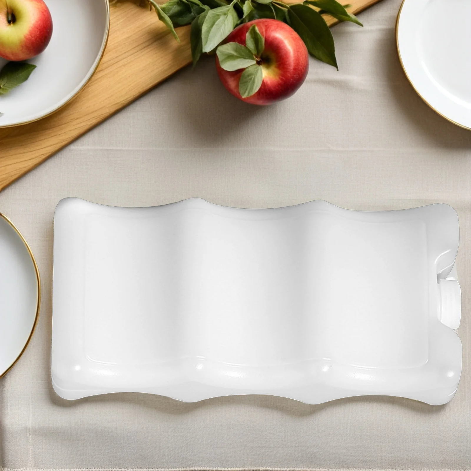 

Contoured Ice Pack Cooler for Breast Milk Storage Portable Lightweight Ice Pack Box for Breastfeeding Working Traveling Moms