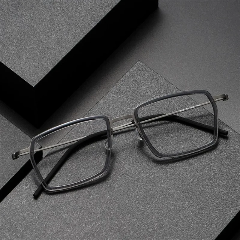 

5509A Retro Square Plate Pure Titanium Eyeglass Frame