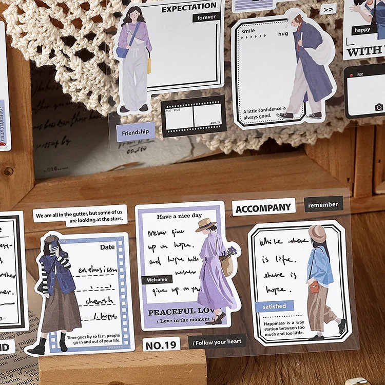 6 листов, лента с изображением девушек