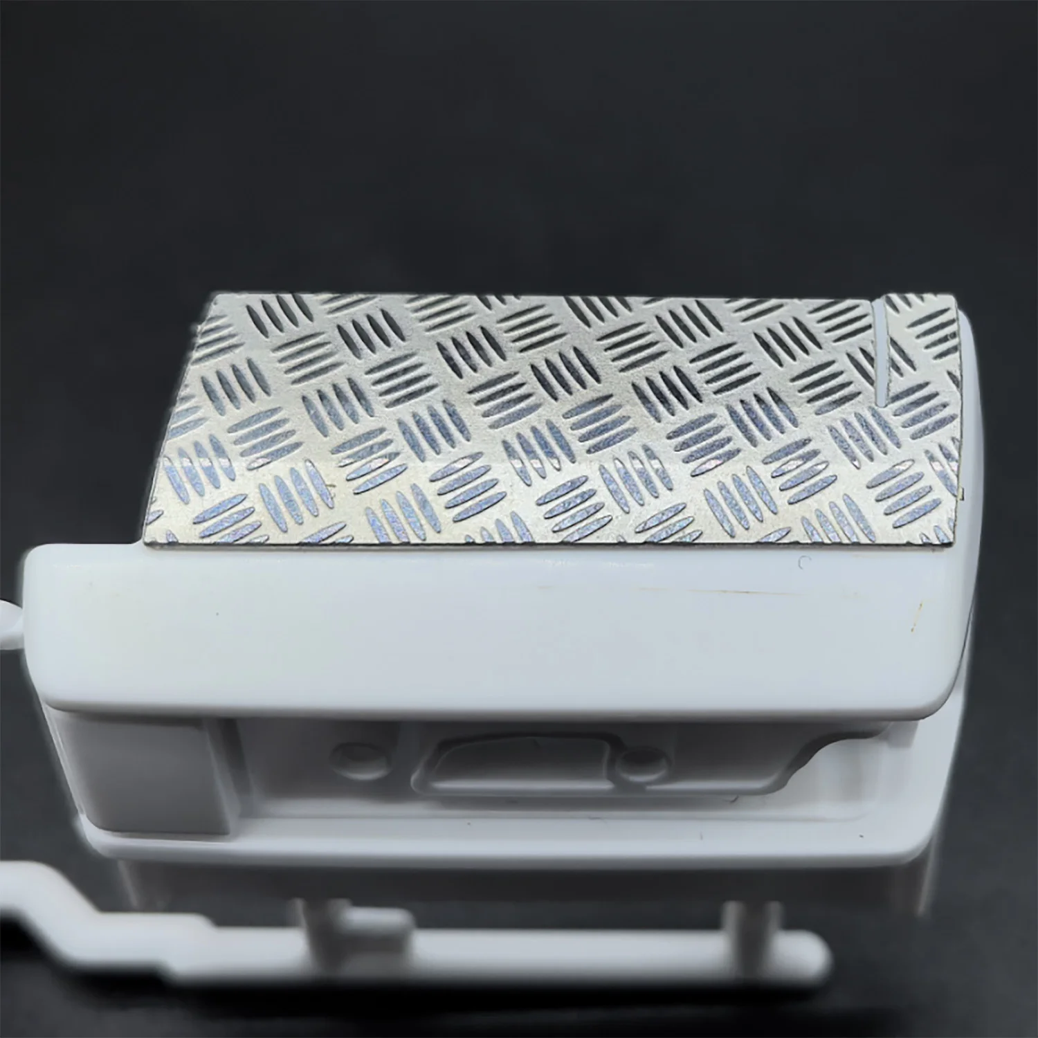 1:14 Stainless Steel Tail Light Anti Slip Plate for DIY TAMIYA Remotr Control Tractor Truck 770S 56379 Model Decoration Part