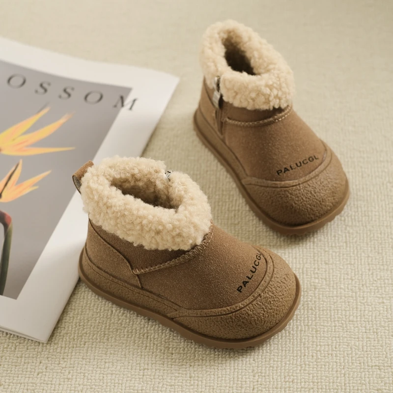 

Детская повседневная кожаная обувь для девочек, зима 2024, новая мода в корейском стиле, нескользящие универсальные детские хлопковые сапоги на мягкой подошве