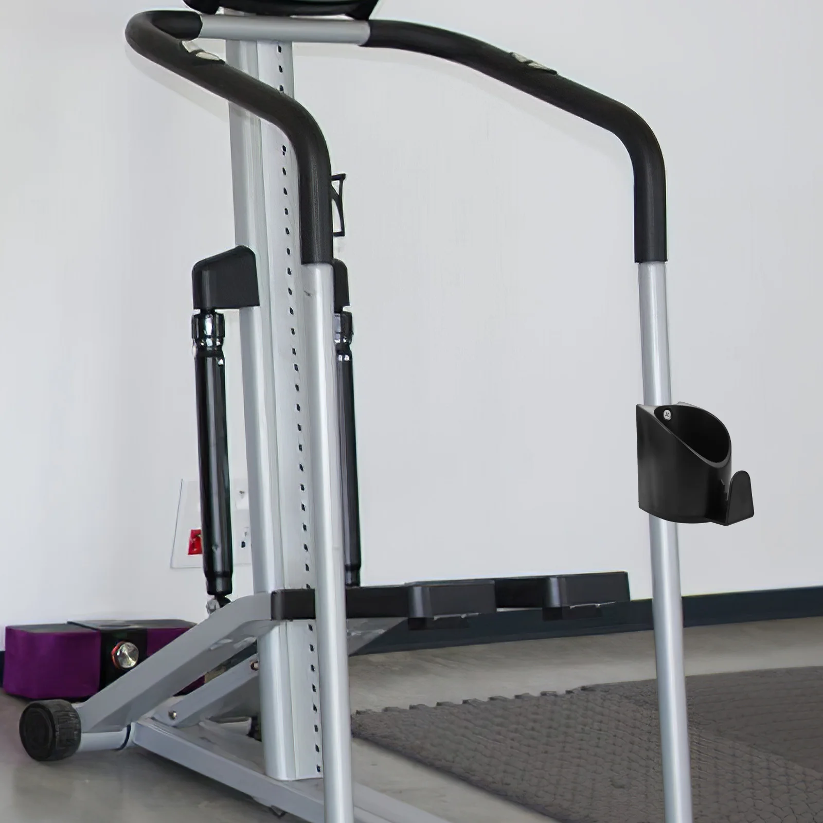 

Compact Lightweight Cup Holder Plastic Bottle Rack for Stair Climbers and Exercise Bikes Cup Holder Bottle Rack