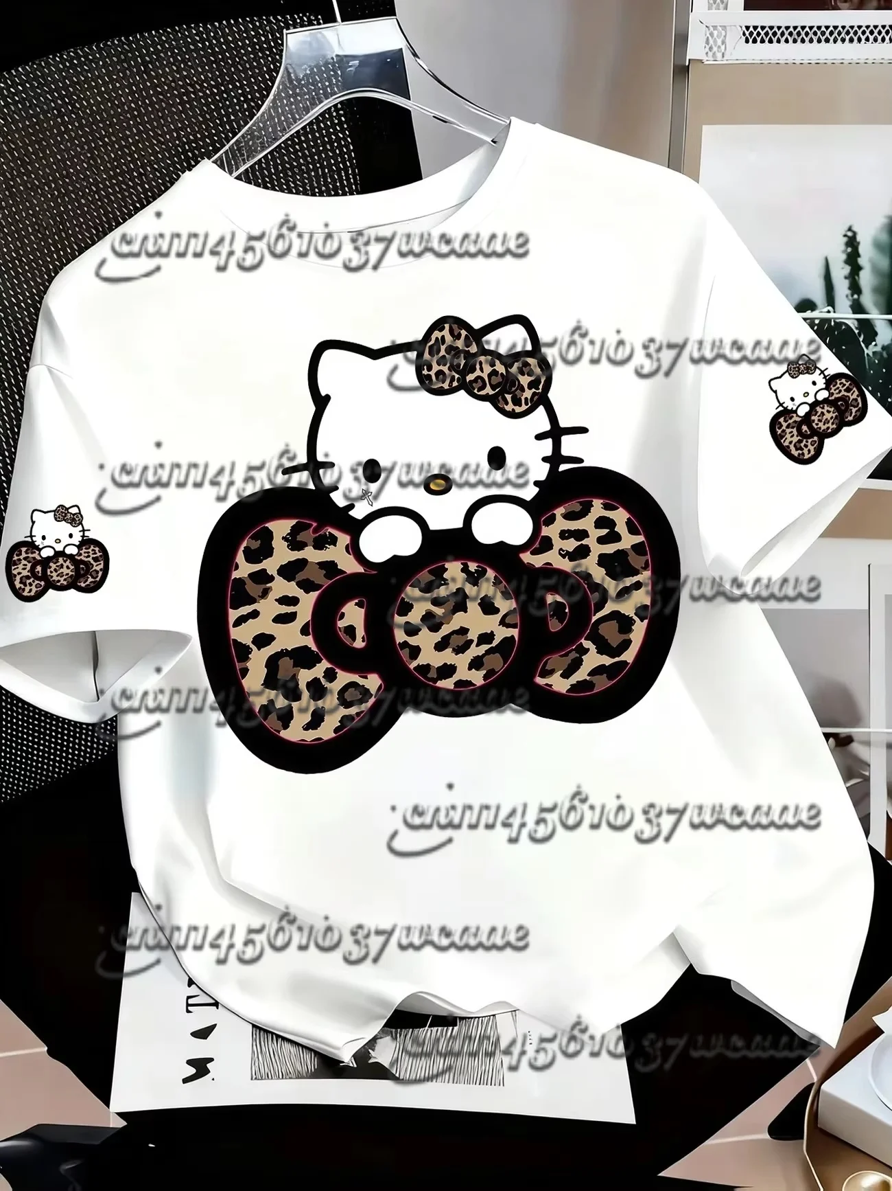 

Sanrio 2026 Summer Comic Form Hello Kitty Image Casual T-shirt Adult Children Parent-child Top Casual Wear. Maternity Wear