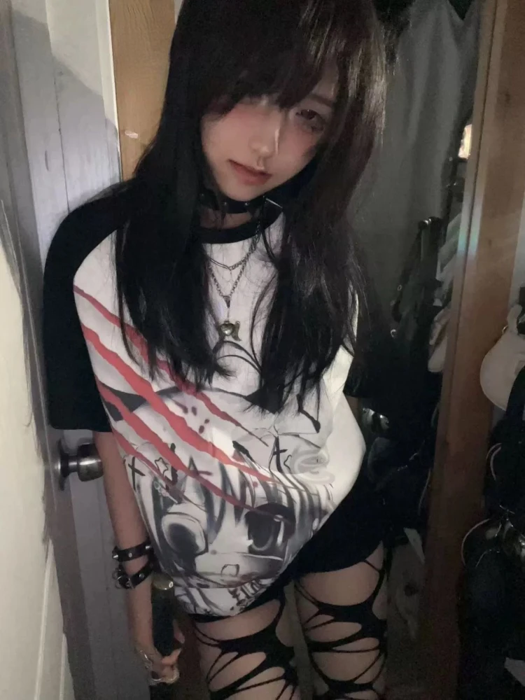 Y2k Aesthetic Casual T-shirt Women Gothic Anime Cartoon Print Loose Graphic T Shirts 2024 Japanese Fairy Harajuku Grunge Tops