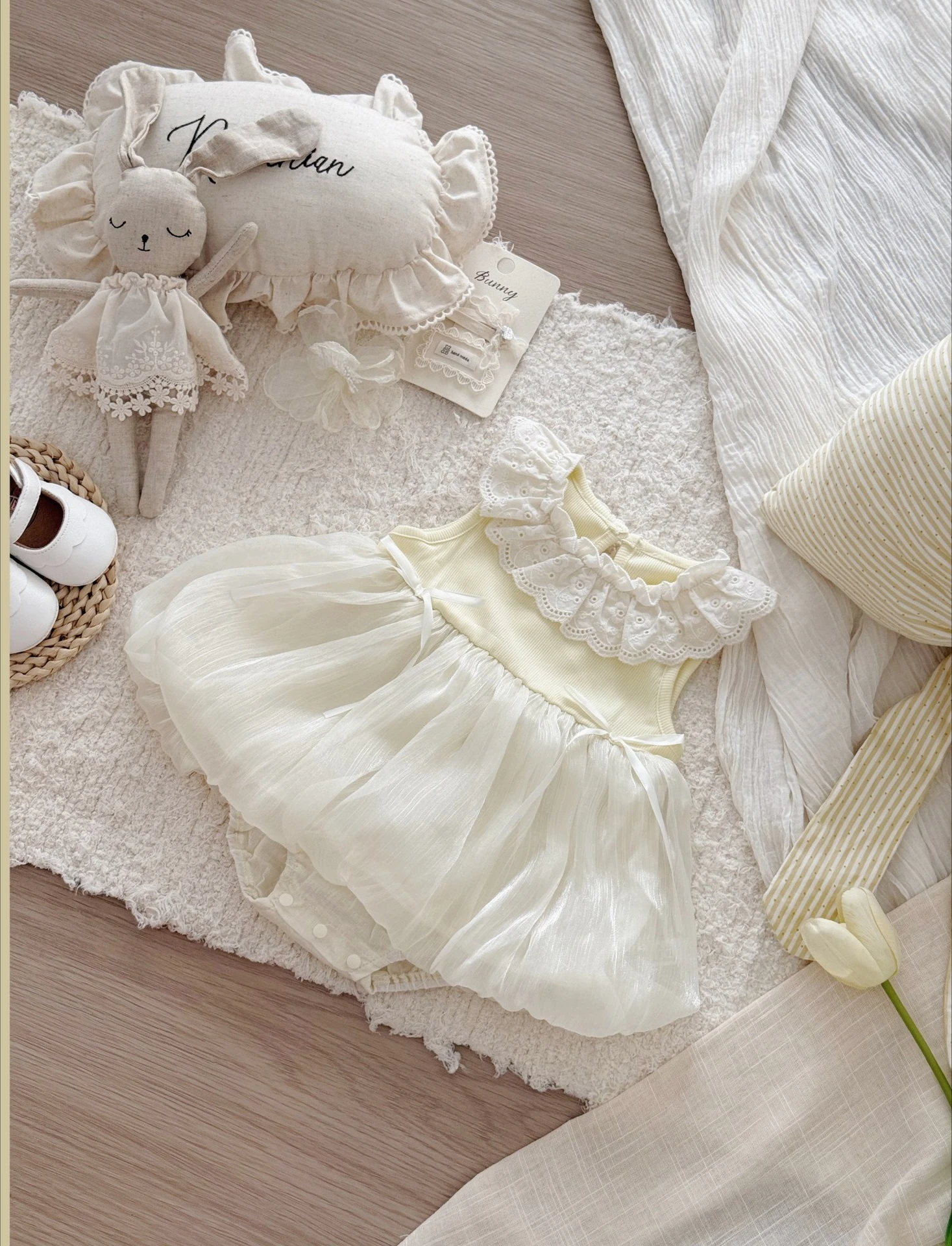 Baby girl sweet and lovely summer lace sweet princess Ha Yi year old bag fart skirt Ha skirt