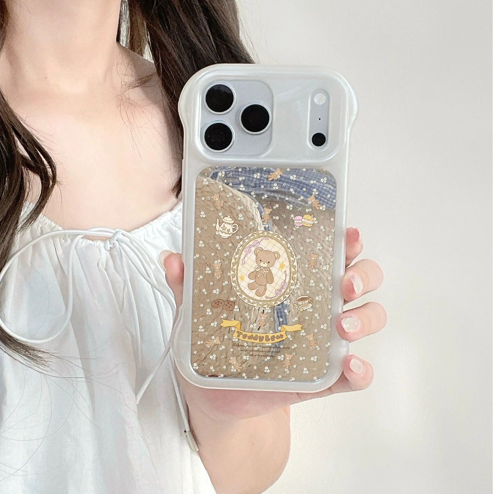 Kawaii Vintage Bear Glitter Shell Mirror Phone Case White Wavy Edge Soft TPU Anti-Fingerprint Cover For iPhone 13-17 Pro Max
