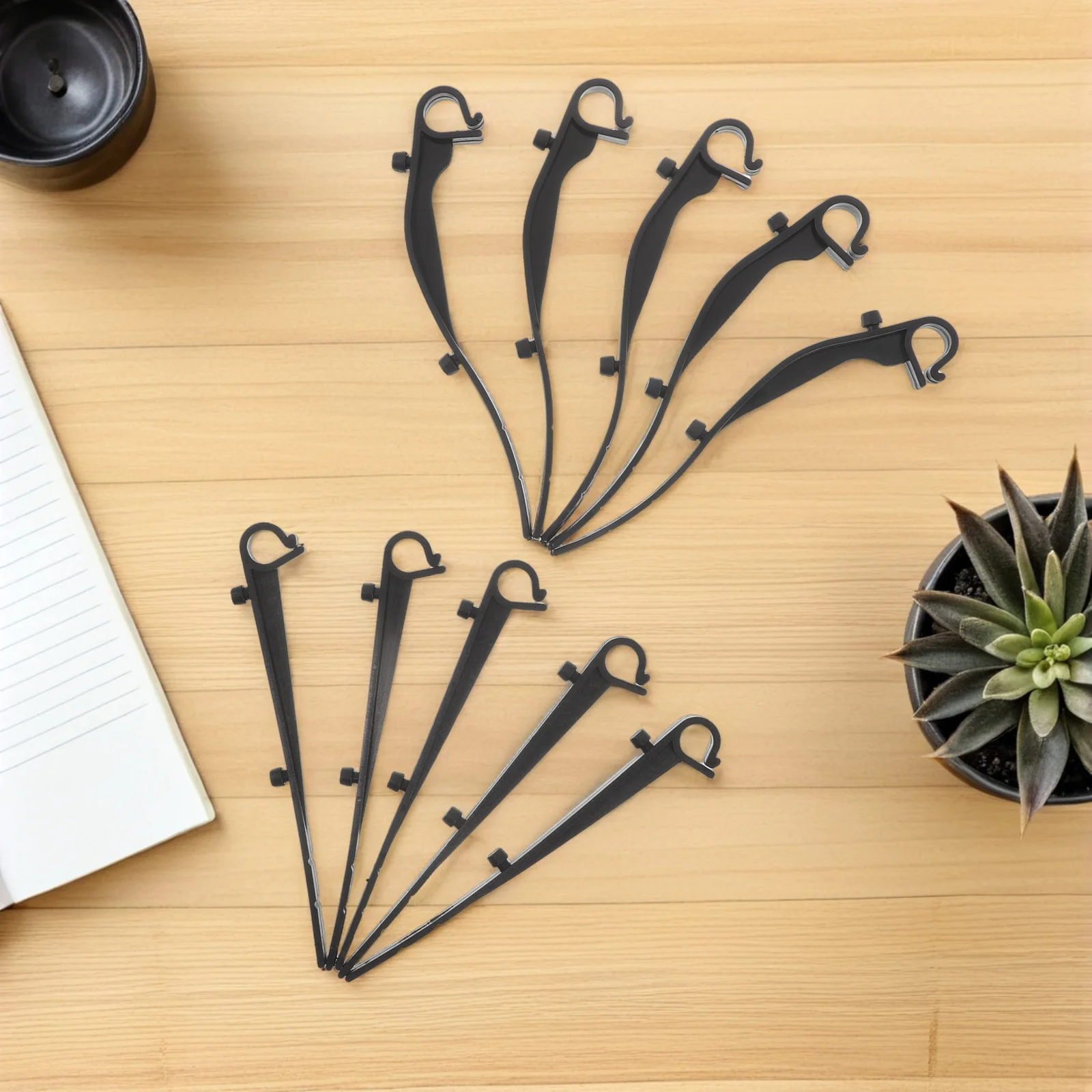 40Pcs Leaf Guard Mesh Clips Plastic Windproof Fasteners for Gutter Screen Protection Easy Install No Tools Required Efficient