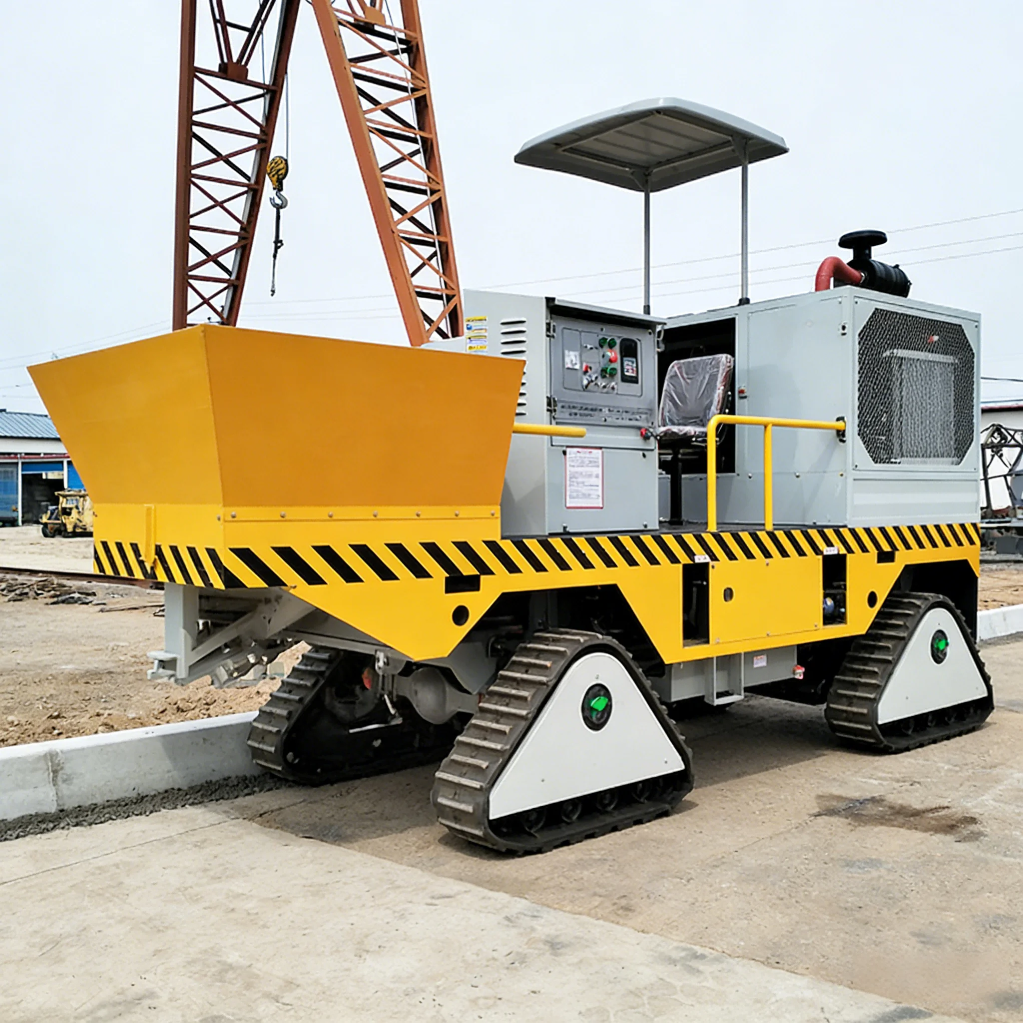 High Efficiency Automatic Concrete Curb Slipform Paving Machine For Highway Shoulder Construction