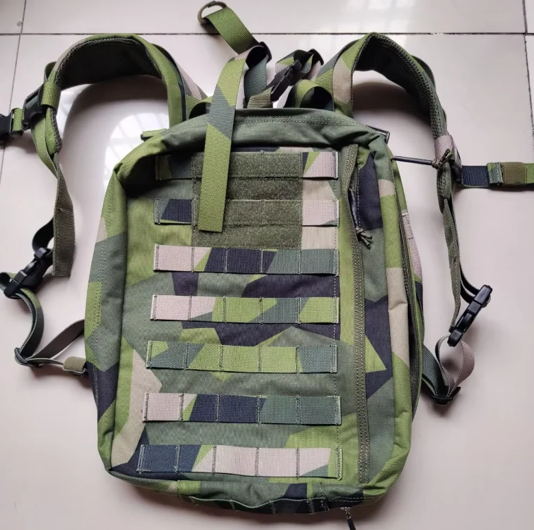 sac-a-dos-camouflage-geometrique-suedois-pour-homme-vert-jungle-pour-l'exterieur