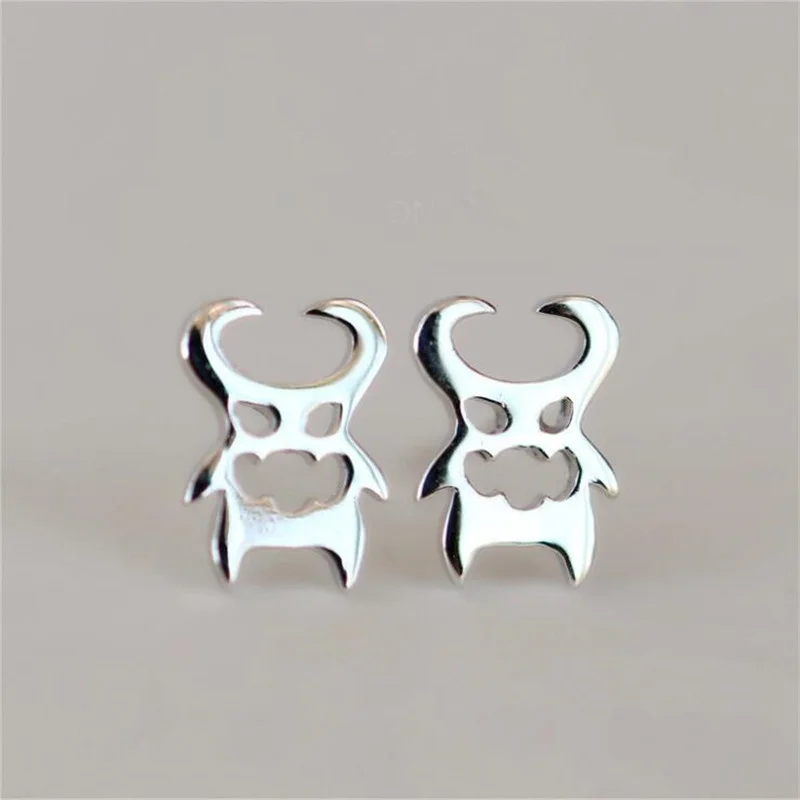 Uini Tail hot selling new 925 sterling silver fashionable cow horn little devil element silver personality earrings for women