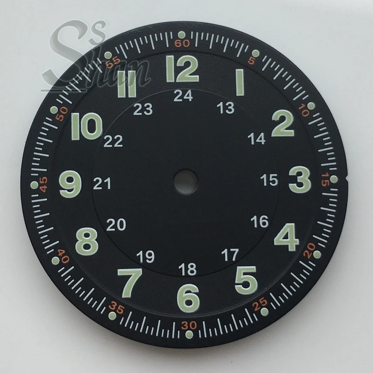 

Classic 29mm aviator style watch dial is set with Arabic numerals suitable for NH35 and NH36 ETA2824 PT5000 automatic movement